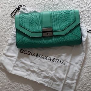NWT BCBG Aqua Crossbody/Clutch Handbag